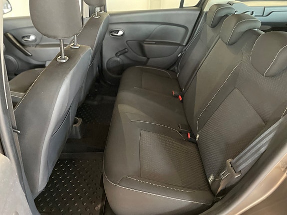 Dacia Logan 15 of 16