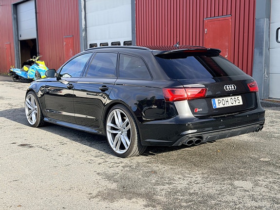 Audi S6 8 of 28
