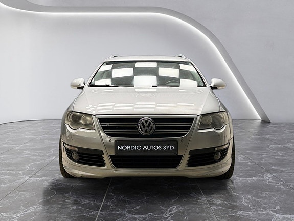 Volkswagen Passat 9 of 20