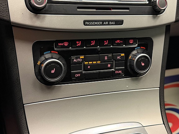 Volkswagen Passat 16 of 20
