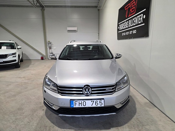 Volkswagen Passat Alltrack 14 of 18