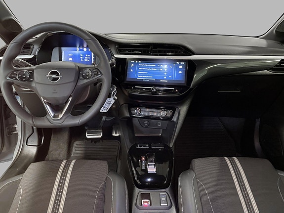 Opel Corsa 14 of 16