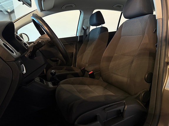 Volkswagen Golf Plus 8 of 14