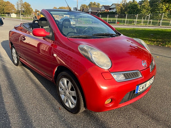Nissan Micra C+C 2 of 11
