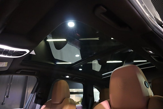 Porsche Cayenne S 18 of 22