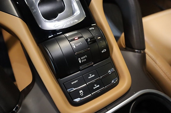 Porsche Cayenne S 11 of 22