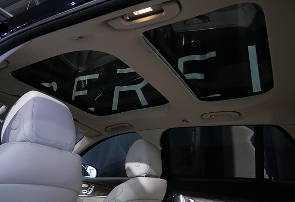 Mercedes-Benz E400 18 of 23