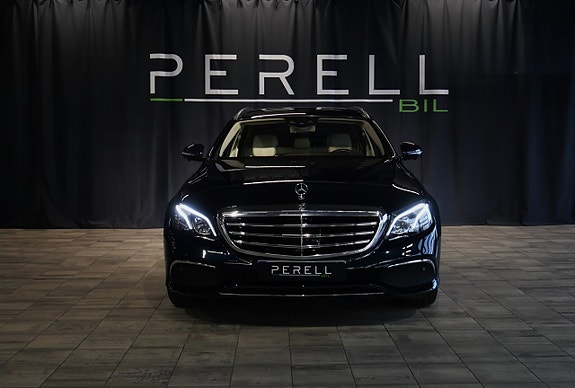 Mercedes-Benz E400 5 of 23