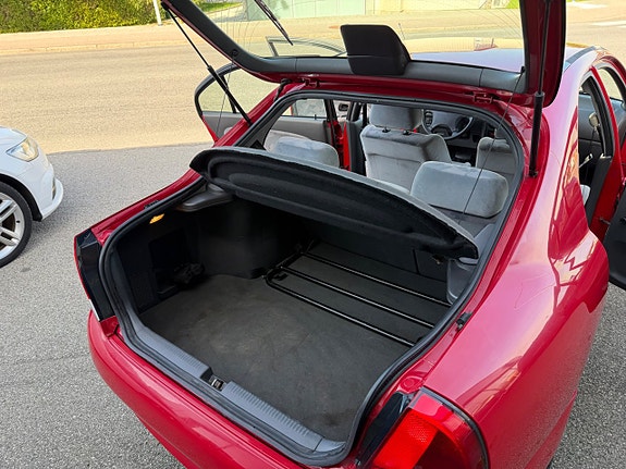 Mitsubishi Carisma 18 of 21
