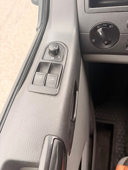 Volkswagen Transporter 15 of 16