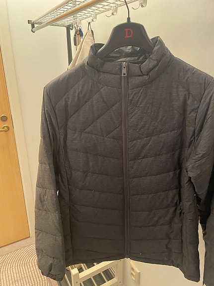 Product image 1 of 8
