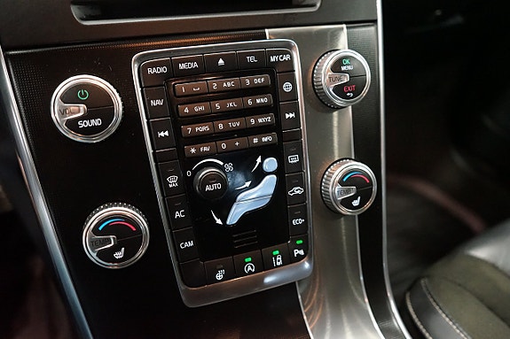 Volvo S60 21 of 25