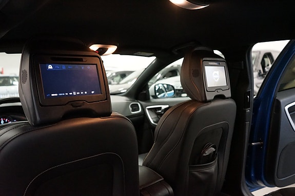 Volvo S60 13 of 25