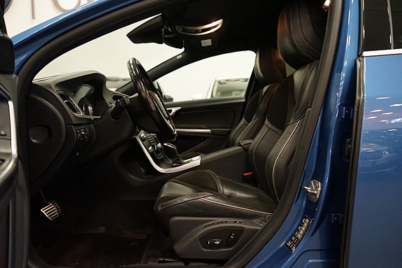 Volvo S60 11 of 25