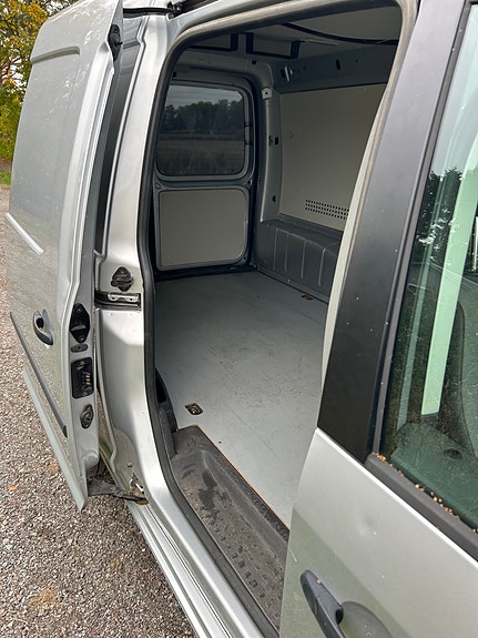Volkswagen Caddy Maxi 9 of 10