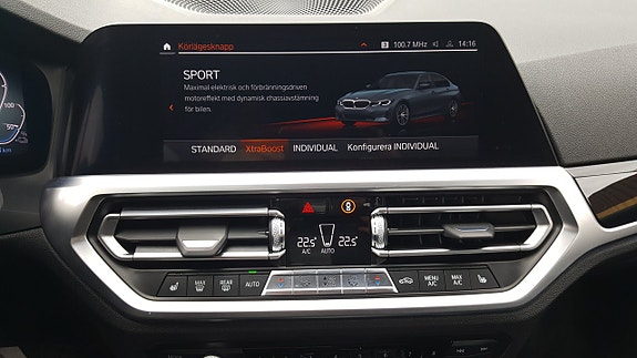 BMW 330e 19 of 29