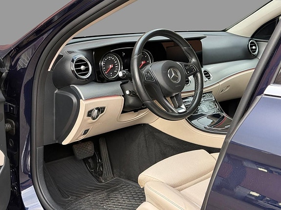 Mercedes-Benz E220 d 14 of 18