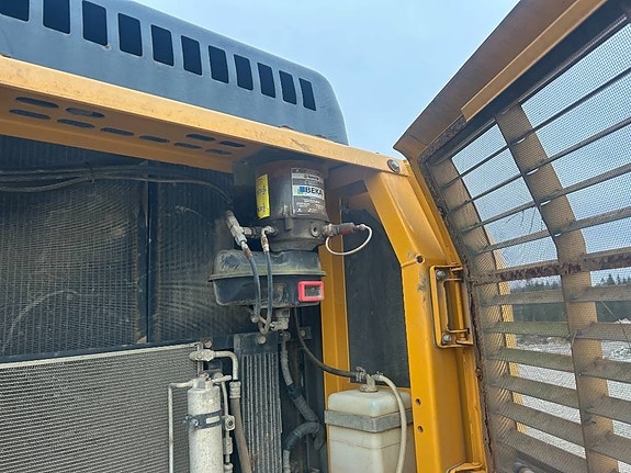 LiuGong 922 E 11 of 13