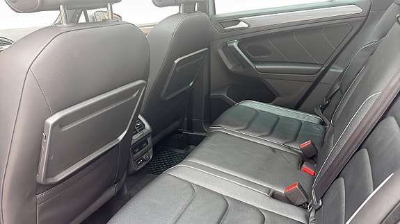 Volkswagen Tiguan 13 of 18