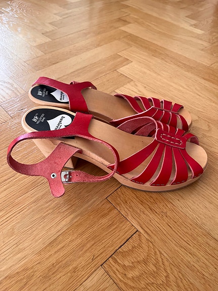 Product image 1 of 4