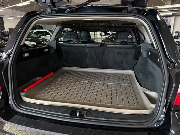 VOLVO V70 2.5FT FLEXIFUEL ETHANOL USINE 231 ch BVA BUSINESS MOMENTUM - ATTELAGE - 232000 km