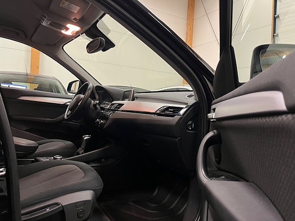 BMW X1 8 of 16