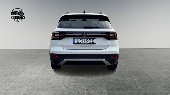 Volkswagen T-Cross 6 of 15