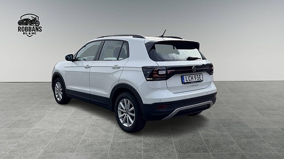 Volkswagen T-Cross 7 of 15