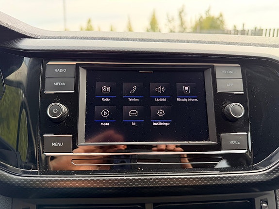 Volkswagen T-Cross 12 of 15