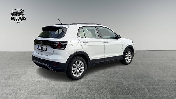 Volkswagen T-Cross 5 of 15