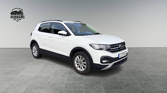 Volkswagen T-Cross 3 of 15