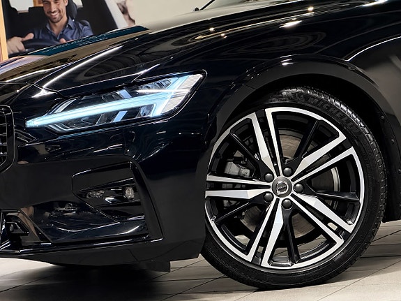 Volvo S60 11 of 23