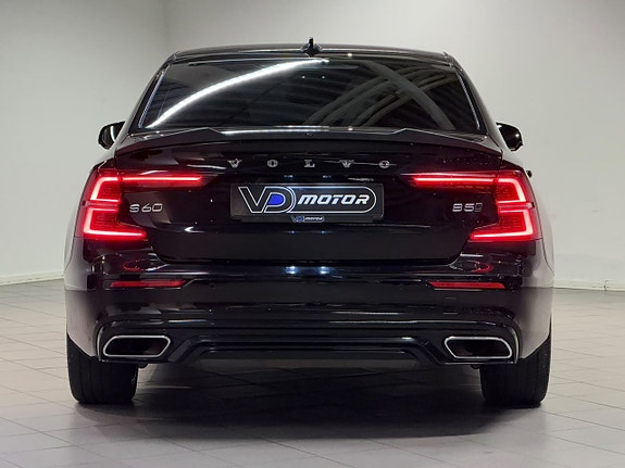Volvo S60 7 of 23