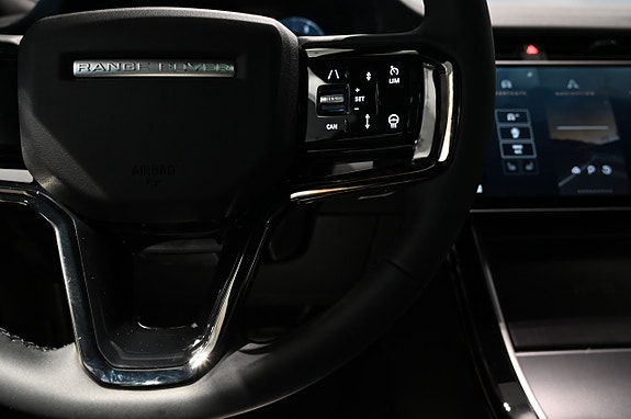 Land Rover Range Rover Evoque 18 of 30
