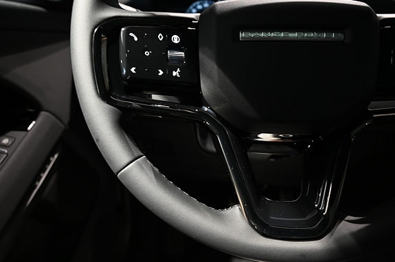 Land Rover Range Rover Evoque 17 of 30