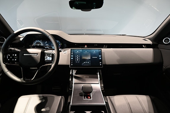 Land Rover Range Rover Evoque 15 of 30