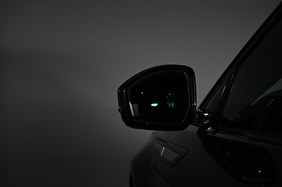 Land Rover Range Rover Evoque 29 of 30