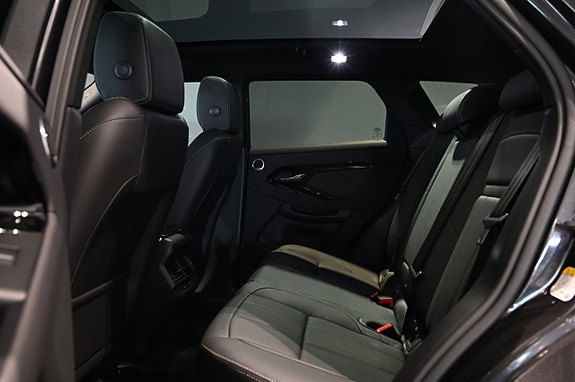 Land Rover Range Rover Evoque 14 of 30