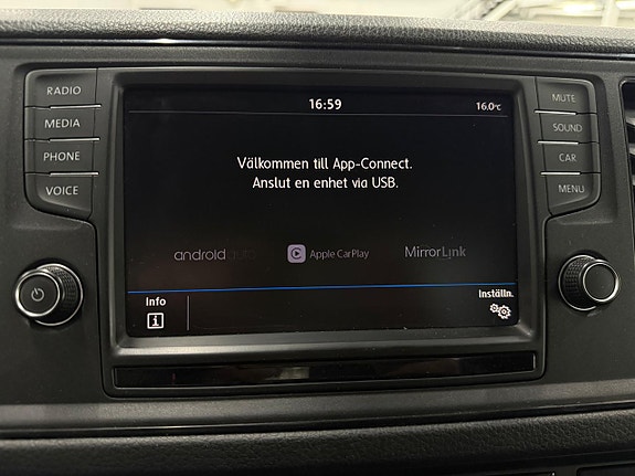 Volkswagen Crafter 15 of 26