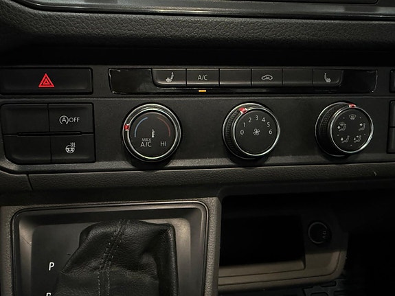 Volkswagen Crafter 13 of 26