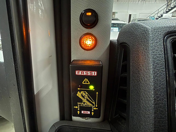 Volkswagen Crafter 19 of 26
