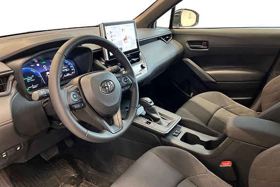 Toyota Corolla Cross 14 of 26
