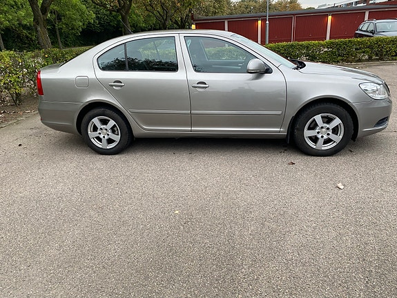 Skoda Octavia 3 of 3
