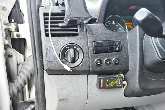 MERCEDES 516 CDI 11 of 27