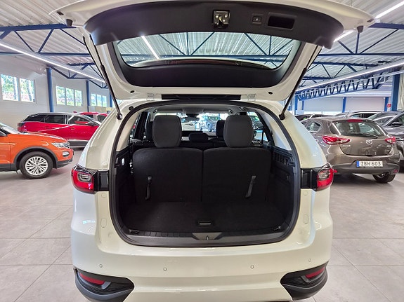 Mazda CX-80 12 of 14