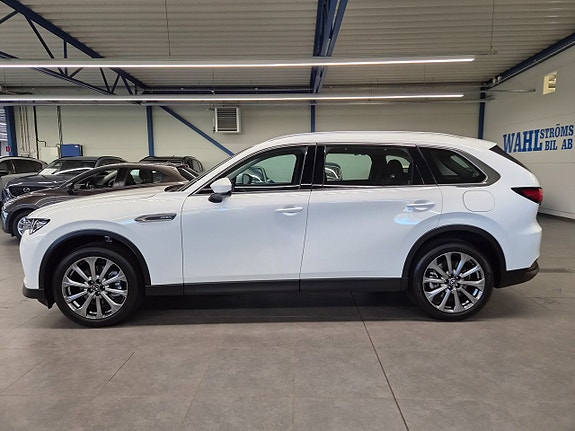 Mazda CX-80 2 of 14