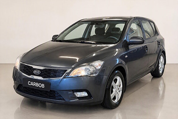 Kia Ceed 2 of 11