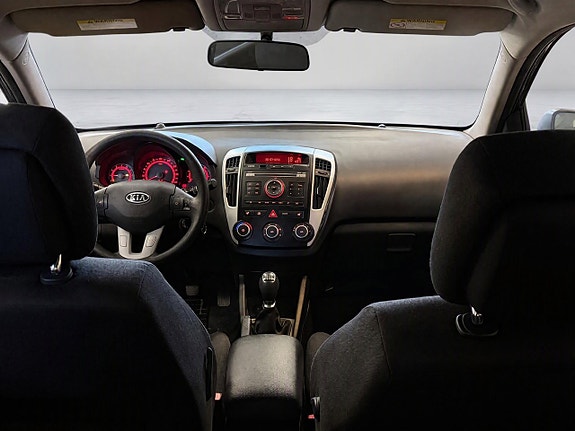 Kia Ceed 9 of 11