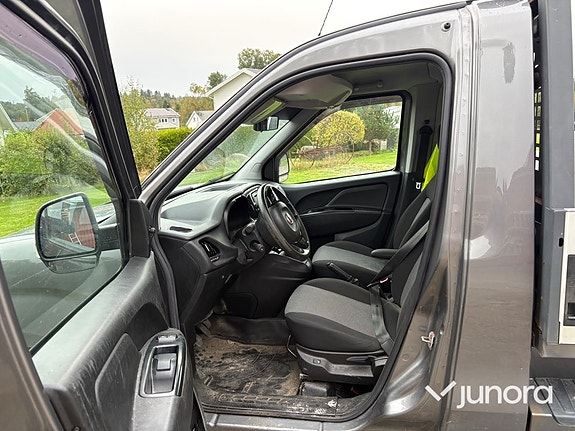Fiat Doblo 10 of 15