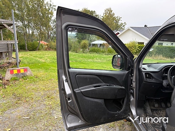 Fiat Doblo 9 of 15